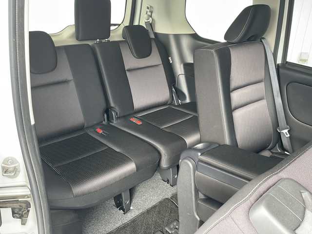 日産 セレナ ハイウェイスター プロパイロットED 長野県 2017(平29)年 5.5万km ブリリアントホワイトパール プロパイロット/純正メモリナビフルセグTV/バックカメラ/ETC/両側パワースライドドア/クルーズコントロール/純正16インチアルミ/LEDヘッドライト/スペアキー