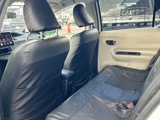 トヨタ アクア G 道東・釧路十勝 2012(平24)年 7.1万km ライムホワイトパールクリスタルシャイン ・社外液晶オーディオ/(BT.FM/AM)/・バックカメラ/・ETC/・スマートキー/・プッシュスタート/・前席シートヒーター/・社外エンジンスターター/・本革巻きステアリング/・オートエアコン/・電格ミラー/・純正フロアマット/・ドアバイザー/・LEDヘッドライト/・コーナーセンサー