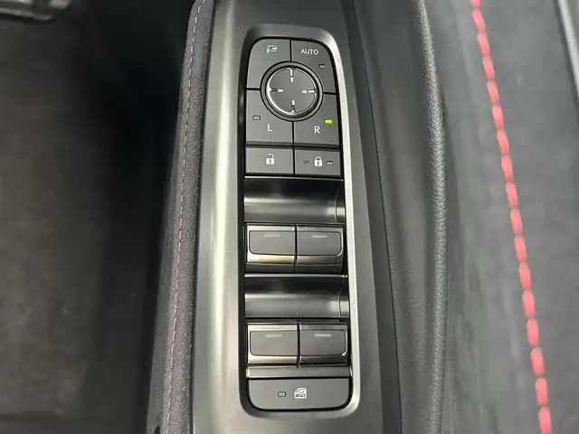 レクサス ＬＢＸ モリゾウ RR 岡山県 2025(令7)年 0.1万km グラファイトブラックガラスフレーク 登録時走行距離　959km/禁煙車/6速MT/4WD/マークレビンソンプレミアムサウンドシステム/レクサスLBXサウンドシステム/9.8インチディスプレイオーディオ(コネクティッドナビ対応)/　【フルセグTV/Bluetooth/Miracast】　/パノラミックビューモニター（全方位カメラ）/ブラック本革シート/メモリ機能付パワーシート/純正レッドキャリパー　　/Lexus Safety System＋/PCS/LDA/LTA/AHS/RSA/TMN/PDA/レーダークルコン/ＢＳＭ/安心降車アシスト/パーキングサポートレーキ（PKSB）/RCTA＆クリアランスソナー/カラーヘッドアップディスプレイ　/ビルトインETC2.0/ＬＥＤヘッドライト　/オートマチックハイビーム/シートヒーター　/ステアリングヒーター/置くだけ充電/保証書