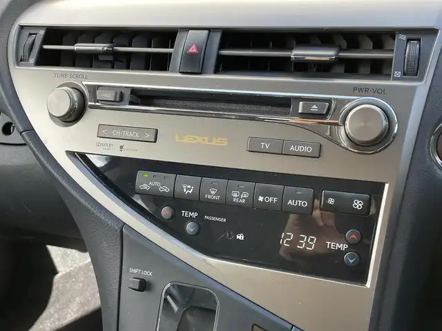 レクサス ＲＸ 270 バージョンL 宮崎県 2012(平24)年 7万km ブラック 純正ナビ/(AM.FM.Bluetooth.DVD.CD)/ワンセグTV/バックカメラ/ドライブレコーダー/ETC/パワーバックドア/パワーシート/メモリーシート/シートヒーター/ハンドルヒーター/クルーズコントロール/クリアランスソナー/オートライト/横滑り防止/オートエアコン/スマートキー