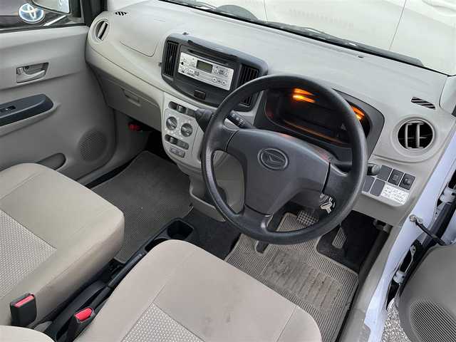 ダイハツ ミラ イース L 千葉県 2012(平24)年 12.2万km スカイブルー 純正オーディオ/ヘッドライトレベレイザー/ドアバイザー/純正フロアマット/横滑り防止機能/ハロゲンライト/エコアイドル