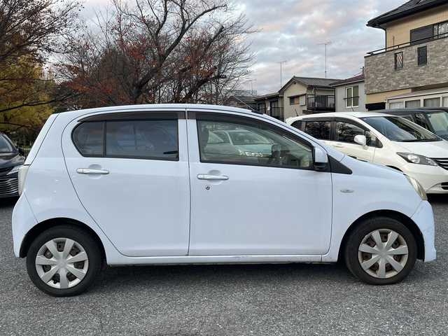 ダイハツ ミラ イース L 千葉県 2012(平24)年 12.2万km スカイブルー 純正オーディオ/ヘッドライトレベレイザー/ドアバイザー/純正フロアマット/横滑り防止機能/ハロゲンライト/エコアイドル