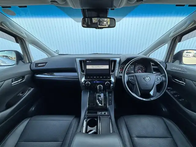 トヨタ ヴェルファイア Z Gエディション 滋賀県 2019(平31)年 3.5万km ホワイトパールクリスタルシャイン 純正10型ナビ/・Bluetooth/フルセグ/・CD/DVD/バックカメラ/ウッドコンビステアリング/ステアリングヒーター/ETC/レーダークルコン/パワーシート/シートベンチレーション/シートヒーター/両側パワースライドドア/パワーバックドア/LEDオートライト/フォグライト/AC１００V/トヨタセーフティセンス/・レーントレーシングアシスト/・クリアランスソナー/・パーキングサポートブレーキ/・プリクラッシュセーフティ/・ロードサインアシスト/エンジンスターター/プッシュスタート/スマートキー