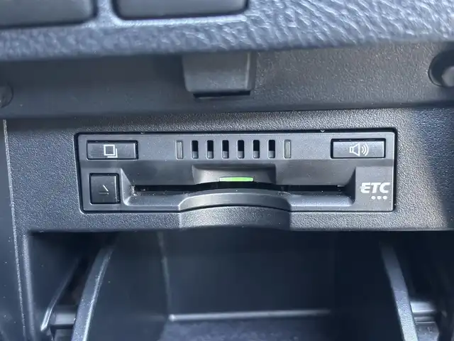 トヨタ ヴェルファイア Z Gエディション 滋賀県 2019(平31)年 3.5万km ホワイトパールクリスタルシャイン 純正10型ナビ/・Bluetooth/フルセグ/・CD/DVD/バックカメラ/ウッドコンビステアリング/ステアリングヒーター/ETC/レーダークルコン/パワーシート/シートベンチレーション/シートヒーター/両側パワースライドドア/パワーバックドア/LEDオートライト/フォグライト/AC１００V/トヨタセーフティセンス/・レーントレーシングアシスト/・クリアランスソナー/・パーキングサポートブレーキ/・プリクラッシュセーフティ/・ロードサインアシスト/エンジンスターター/プッシュスタート/スマートキー