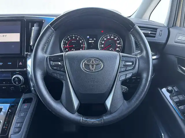 トヨタ ヴェルファイア Z Gエディション 滋賀県 2019(平31)年 3.5万km ホワイトパールクリスタルシャイン 純正10型ナビ/・Bluetooth/フルセグ/・CD/DVD/バックカメラ/ウッドコンビステアリング/ステアリングヒーター/ETC/レーダークルコン/パワーシート/シートベンチレーション/シートヒーター/両側パワースライドドア/パワーバックドア/LEDオートライト/フォグライト/AC１００V/トヨタセーフティセンス/・レーントレーシングアシスト/・クリアランスソナー/・パーキングサポートブレーキ/・プリクラッシュセーフティ/・ロードサインアシスト/エンジンスターター/プッシュスタート/スマートキー