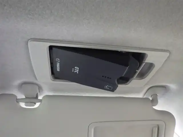 マツダ デミオ XD ツーリング 千葉県 2016(平28)年 5.6万km スノーフレイクホワイトパールマイカ スマートシティブレーキサポート/ブラインドスポットモニタリング/アクティブ・ドライビング・ディスプレイ/クルーズコントロール/i-stop/純正SDナビ/ワンセグTV/【DVD/CD再生機能　Bluetooth接続】/バックカメラ/革巻きステアリング/ステアリングスイッチ/パドルシフト/ETC/LEDヘッドライト/フォグライト/ウインカーミラー/純正16インチアルミホイル/サイド/カーテンエアバッグ/スマートキー