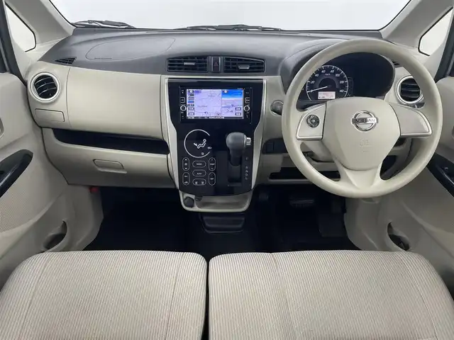 日産 デイズ X 埼玉県 2016(平28)年 3.8万km ホワイトパール ・衝突軽減システム/・純正ナビMM316D-W/(フルセグTV/CD/DVD/Bluetooth/SD/AM/FM)/・全方位カメラ/・ETC/・アイドリングストップ/・スマートキー/・プッシュスタート/・純正フロアマット/・電動格納ミラー