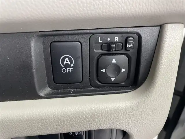 日産 デイズ X 埼玉県 2016(平28)年 3.8万km ホワイトパール ・衝突軽減システム/・純正ナビMM316D-W/(フルセグTV/CD/DVD/Bluetooth/SD/AM/FM)/・全方位カメラ/・ETC/・アイドリングストップ/・スマートキー/・プッシュスタート/・純正フロアマット/・電動格納ミラー