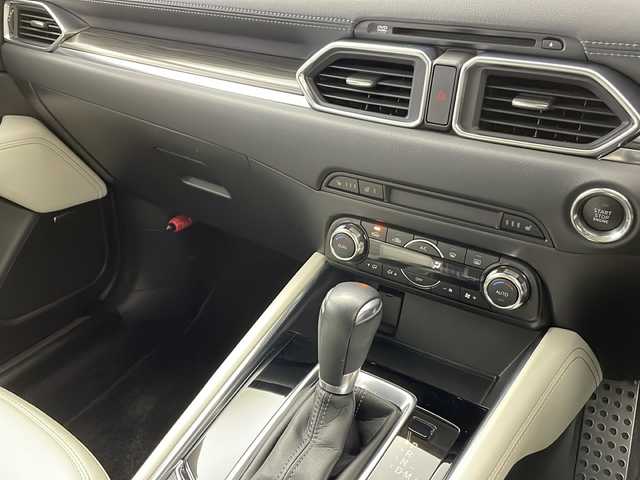 マツダ ＣＸ－５ XD Lパッケージ 新潟県 2017(平29)年 5.5万km ソウルレッドクリスタルM 純正8インチナビ　CD・DVD・Bluetooth/ヘッドアップディスプレイ/電動リアゲート/前席両側シートヒーター/ホワイトレザー/AuteExeダウンサス/BOSEサウンド/スマートシティブレーキ/レーダークルーズコントロール/純正19インチアルミ　