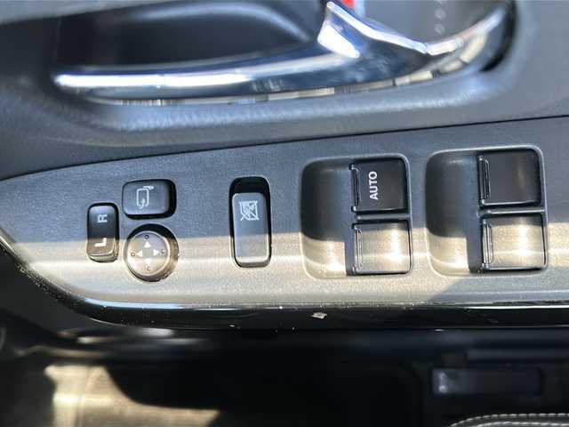 マツダ ＣＸ－６０ XD HV プレミアムスポーツ 秋田県 2023(令5)年 1.8万km ロジウムホワイトプレミアムメタリック ４WD/純正メモリナビ/全方位カメラ/前後コーナーセンサー/全席シートヒーター/運助パワーシート/運助エアシート/ステアリングヒーター/パドルシフト/純正AW/スタッドレスタイヤ積み込み/スペアキー