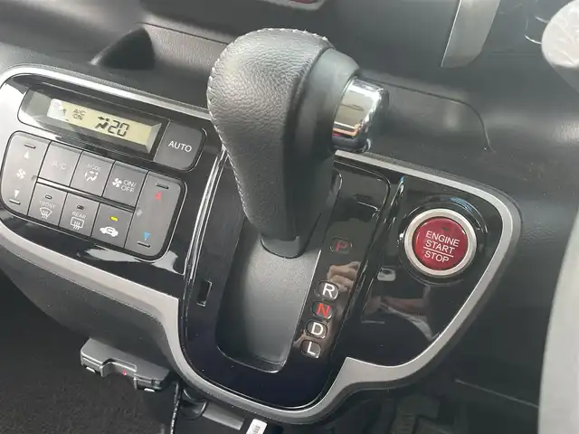 ホンダ Ｎ ＢＯＸ カスタム G SSパッケージ 茨城県 2013(平25)年 2万km プレミアムホワイトパール ワンオーナー/純正メモリナビ/・CD/SD/・AM/FM/・USB/バックカメラ/両側パワースライドドア/社外ドライブレコーダー/ETC/オートライト/LEDヘッドライト/ハロゲンフォグライト/横滑り防止装置/ECON/スマートキーx２/プッシュスタート/純正フロアマット/ドアバイザー/取扱説明書/保証書