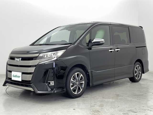 トヨタ ノア Si ダブルバイビーⅢ 宮城県 2021(令3)年 6万km ブラック ワンオーナー/トヨタセーフティセンス/・プリクラッシュセーフティ/・レーンキープアシスト/・オートハイビーム/・クリアランスソナー/純正フリップダウンモニター/純正9インチナビ/・CD.DVD.SD.BT/フルセグTV/バックモニター/両側パワースライドドア/クルーズコントロール/ハーフレザーシート/LEDヘッドライト/LEDフォグランプ/ビルトインETC/プッシュスタート/スマートキー/アイドリングストップ/横滑り防止装置/純正16インチアルミホイール/純正フロアマット/後席ロールサンシェード/シートバックテーブル