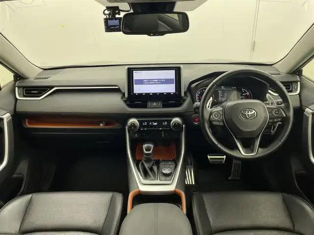 トヨタ ＲＡＶ４ アドベンチャー 茨城県 2019(令1)年 6.5万km アティチュードブラックマイカ 純正9型ナビ/バックカメラ/フルセグ/TRDフロントバンパーガーニッシュ/TRDバックドアロアガーニッシュ/TRDマッドフラップ/衝突被害軽減ブレーキ/車線逸脱抑制装置/レーダークルーズコントロール/オートマチックハイビーム/クリアランスソナー/BSM/ETC/ドラレコ/シートヒーター/ベンチレーション/社外17インチAW/LEDヘッドライト/スマートキー