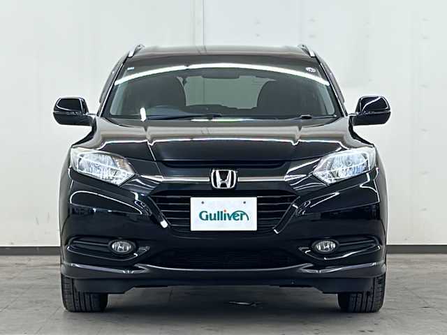 ホンダ ヴェゼル G 道央・札幌 2014(平26)年 4万km クリスタルブラックパール /4WD//純正ナビ/CD/DVD/USB/BT/HDMI/ワンセグ//バックカメラ//純正16インチホイール//アイドリングストップ//ビルトインETC//フォグランプ//プッシュスタートキー//ミラーヒーター//フロントワイパーデアイサー//純正フロアマット//ドアバイザー//純正ホイール付き冬タイヤ積込//保証書//取説