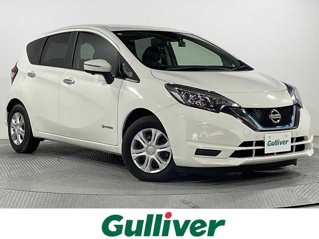 日産 ノート e－パワー X 広島県 2018(平30)年 5.5万km ホワイト 社外ナビ　/アラウンドビューモニター　/デジタルルームミラー　/オートハイビーム　/レーンキープアシスト　/オートライト　/衝突軽減　/コーナーセンサー　/スマートキー　/Bluetooth　/ドライブレコーダー　/ETC/純正１４インチホイールキャップ(185/70/R14)/エアバック（運転席/助手席）