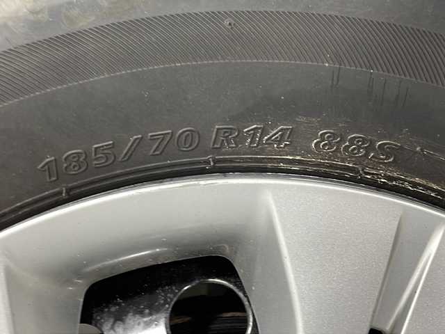 日産 ノート e－パワー X 広島県 2018(平30)年 5.5万km ホワイト 社外ナビ　/アラウンドビューモニター　/デジタルルームミラー　/オートハイビーム　/レーンキープアシスト　/オートライト　/衝突軽減　/コーナーセンサー　/スマートキー　/Bluetooth　/ドライブレコーダー　/ETC/純正１４インチホイールキャップ(185/70/R14)/エアバック（運転席/助手席）