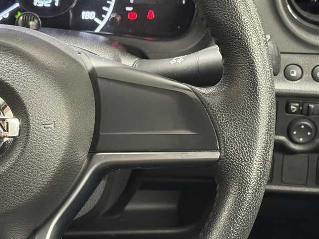 日産 ノート e－パワー メダリスト 三重県 2016(平28)年 4.7万km ダークメタルグレー e-POWER/FF/フロアCVT/純正 7インチナビ MM316D-W/（FM/AM/CD/DVD/MUSIC STOCKER/フルセグTV/SD/USB/iPod/Bluetooth/VTR/AUX）/【OP】アラウンドビューモニター（移動物検知機能付）*/【OP】ドライブレコーダー 前方/ETC/安全/・エマージェンシーブレーキ/・LDW：車線逸脱警報/・【OP】フロント・バックソナー/・【OP】踏み間違い衝突防止アシスト/・VDC（ビークルダイナミクスコントロール）/・運転席・助手席エアバッグ/など/装備/・【OP】スマートルームミラー（デジタルインナーミラー）/・ハーフレザーシート/・オートエアコン/・プッシュスタート/・オートライト/・LEDヘッドライト/・フロントフォグライト/・【OP】ナビ取付パッケージ（ステアリングスイッチ）/・【OP】ヒーター付ドアミラー/・【OP】純正15inAW/・車両接近通報装置/・電制シフト/・電動パワーステアリング/・全ドアパワーウインドウ/・インテリジェントキーx2/・保/取/など