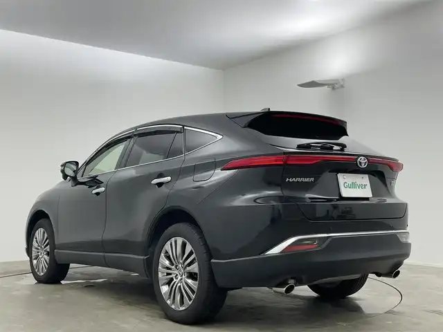 トヨタ ハリアー ハイブリッド Z 岡山県 2020(令2)年 5.3万km プレシャスブラックパール JBLサウンド/Toyota Safety Sense	/・プリクラッシュセーフティ		/・レーントレーシングアシスト		/・レーダークルーズコントロール		/・ブラインドスポットモニター/・オートマチックハイビーム	/・クリアランスソナー	/ヘッドアップディスプレイ/純正12.3型DAナビ/（USB/BT/フルセグ/Miracast/HDMI/AUX/iPod)/フルセグTV/デジタルインナーミラー（ドラレコ付）/バックカメラ/AC1500W充電/パワーバックドア/ハーフレザー/運転席パワーシート/ビルトインETC2.0/プッシュスタート/スマートキー/LEDヘッドライト/LEDフォグランプ/純正19inAW/純正フロアマット/ドアバイザー