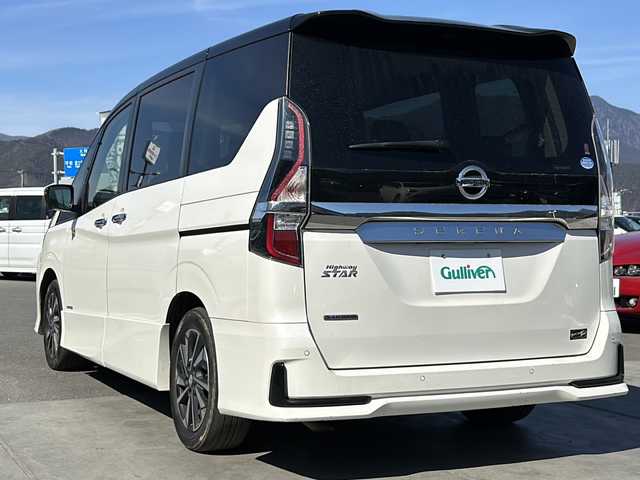 日産 セレナ ハイウェイスター V 山梨県 2020(令2)年 5万km ブリリアントホワイトパール 2トーン 純正10インチナビ/地デジTV/純正CD/DVD/Bluetooth/バック/全方位カメラ/フリップダウンリアモニター/セカンドシートリフトアップ/セーフティパック/両側パワースライドドア/純正16インチＡＷ/ドライブレコーダー/ビルトインＥＴＣ/スマートキー