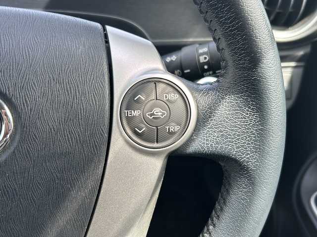 トヨタ アクア G ブラックソフトレザーセレ 神奈川県 2014(平26)年 4.5万km ライムホワイトパールクリスタルシャイン 【(株)IDOMが運営する【じしゃロン相模原店】の自社ローン対象車両になります。こちらは現金ご利用時の価格です。自社ローンご希望の方は別途その旨お申付け下さい。】/純正メモリナビ/バックカメラ/ブラックレザーシート/ETC/ヘッドライトウォッシャー/スマートキー×2/プッシュスタート/純正アルミホイール