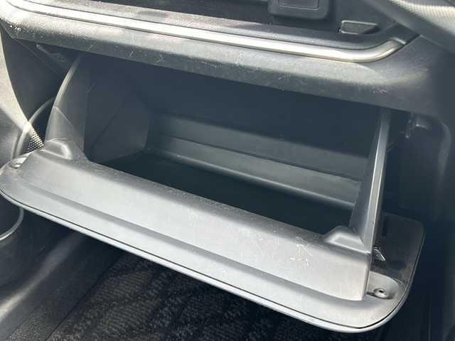 トヨタ アクア G ブラックソフトレザーセレ 神奈川県 2014(平26)年 4.5万km ライムホワイトパールクリスタルシャイン 【(株)IDOMが運営する【じしゃロン相模原店】の自社ローン対象車両になります。こちらは現金ご利用時の価格です。自社ローンご希望の方は別途その旨お申付け下さい。】/純正メモリナビ/バックカメラ/ブラックレザーシート/ETC/ヘッドライトウォッシャー/スマートキー×2/プッシュスタート/純正アルミホイール