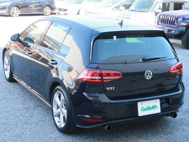 フォルクスワーゲン ゴルフ ＧＴＩ 千葉県 2014(平26)年 14.3万km 黒 ワンオーナー/Ｒ５年１１８０１２ｋｍ時/正規ディーラーにてエンジン載せ替え済み/作業伝票他全ディーラー記録簿１２枚/最新整備令和７年２月２２日/メーカーナビ/・フルセグＴＶ/・Bluetoothオーディオ/・CD・DVD再生/ビルトインETC/アイドリングストップ/パークパイロット/アダプティブクルーズコントロール/レーンキープアシスト/プリクラッシュセーフティ/電動パーキングブレーキ、オートホールド/純正フロアマット/純正１７インチアルミホイール/・2024年製造　DUNLOP SP SPORT MAXX/スマートキー、プッシュスタート/取扱説明書/保証書