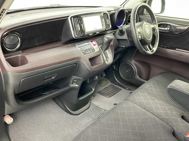 ホンダ Ｎ ＯＮＥ プレミアム Lパッケージ 道央・札幌 2013(平25)年 9万km プレミアムブルームーンパール ・4WD/・純正ナビ（TV＆CD＆DVD＆BT＆SD）/・バックカメラ/・ECON/・横滑り防止/・ステアリングスイッチ/・ETC/・オートライト/・キセノンライト/・スマートキー/・純正エンジンスターター