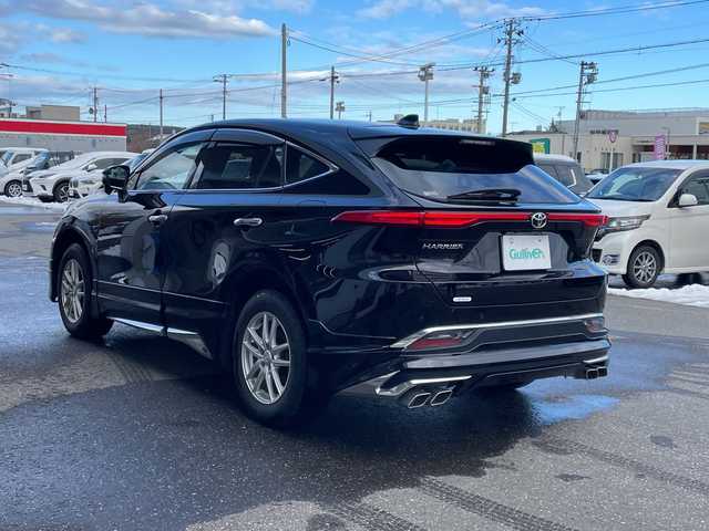 トヨタ ハリアー G 青森県 2024(令6)年 2.7万km ブラック ワンオーナー/４WD/純正SDナビ/（BT／AM／FM／DVD）/バックカメラ/黒レザーシート/パワーシート（運転席）/ステアリングスイッチ/クルーズコントロール/LEDヘッドライト/オートマチックハイビーム/デジタルインナーミラー/ドライブレコーダー（前後）/ETC2.0/スペアキー1本/エンジンスターター/保証書/取り扱い説明書