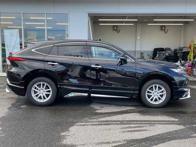 トヨタ ハリアー G 青森県 2024(令6)年 2.7万km ブラック ワンオーナー/４WD/純正SDナビ/（BT／AM／FM／DVD）/バックカメラ/黒レザーシート/パワーシート（運転席）/ステアリングスイッチ/クルーズコントロール/LEDヘッドライト/オートマチックハイビーム/デジタルインナーミラー/ドライブレコーダー（前後）/ETC2.0/スペアキー1本/エンジンスターター/保証書/取り扱い説明書