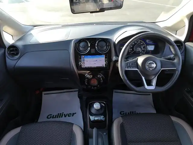 日産 ノート e－パワー メダリスト 茨城県 2016(平28)年 4.2万km ガーネットレッド 純正ナビ/【iPod・SD・AM・FM・TV・ウォークマン・USB・BT・CD・DVD・VTR・AUX】/スマートルームミラー/全方位カメラ/ETC/前方ドラレコ/前後コーナーセンサー/オートライト/Fフォグ/LEDライト/純正フロアマット/純正アルミホイール/横滑り防止装置/衝突被害軽減システム
