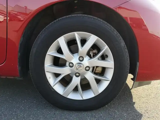 日産 ノート e－パワー メダリスト 茨城県 2016(平28)年 4.2万km ガーネットレッド 純正ナビ/【iPod・SD・AM・FM・TV・ウォークマン・USB・BT・CD・DVD・VTR・AUX】/スマートルームミラー/全方位カメラ/ETC/前方ドラレコ/前後コーナーセンサー/オートライト/Fフォグ/LEDライト/純正フロアマット/純正アルミホイール/横滑り防止装置/衝突被害軽減システム