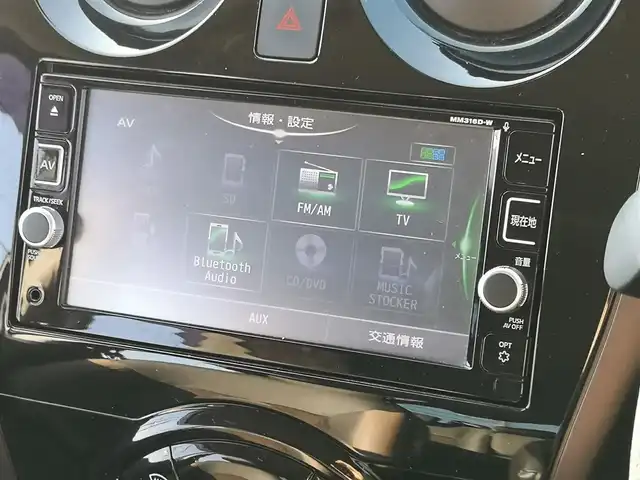 日産 ノート e－パワー メダリスト 茨城県 2016(平28)年 4.2万km ガーネットレッド 純正ナビ/【iPod・SD・AM・FM・TV・ウォークマン・USB・BT・CD・DVD・VTR・AUX】/スマートルームミラー/全方位カメラ/ETC/前方ドラレコ/前後コーナーセンサー/オートライト/Fフォグ/LEDライト/純正フロアマット/純正アルミホイール/横滑り防止装置/衝突被害軽減システム