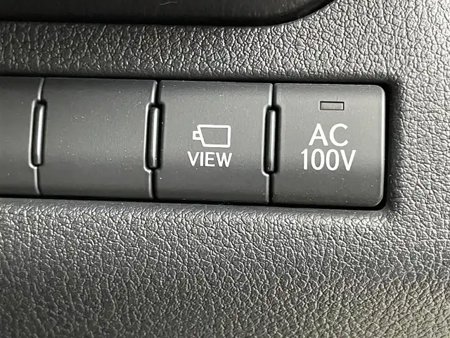 レクサス ＵＸ 250h バージョンL 埼玉県 2020(令2)年 7.7万km ソニッククォーツ サンルーフ　メーカーナビ　パノラミックビューモニター　ＢＳＭ　ビルトインＥＴＣ２．０　ドラレコ　茶レザー　レーダークルーズ　シートヒーター　ベンチレーション　ステアリングヒーター　ワイヤレス充電　TV