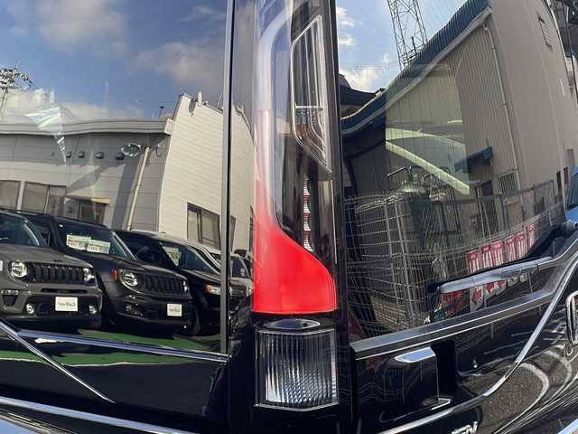 ホンダ ステップワゴン スパーダ ハイブリッドG EX HセンシングBスタイ 京都府 2019(令1)年 8.2万km プレミアムスパークルブラックパール 無限エアロ /10型ナビ/　VXU-197SWi/ バックカメラ /BT /両側パワースライドドア /シートヒーター /ETC /ホンダセンシング /ACC /オートホールド /スマートキー２個 /LEDライト /オートライト/登録時走行距離：81359km/メーカー純正10型ナビ/　CD DVD BT フルセグTV/両側パワースライドドア/衝突被害軽減装置/レーンキープアシスト/レーダークルーズコントロール/LEDオートヘッドライト/フォグランプ/ハーフレザーシート/シートヒーター/ビルトインETC/オートホールド機能付き電子パーキングブレーキ/ロールサンシェード/プッシュスタート/スマートキー/スペアキー