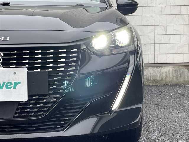 プジョー ２０８ アリュール 福岡県 2021(令3)年 4.6万km ペルラネラブラック ワンオーナー/ディスプレイオーディオ/　(AM/FM/Bluetooth/Android Auto/MirrorLink)/バックカメラ/パノラミックビジョン/運転支援装置/・アクティブセーフティブレーキ/・アクティブクルーズコントロール/・制限速度表示/・トラフィックサインインフォメーション/・疲労検知システム/・レーンキープアシスト/・パーキングセンサー/前後ドライブレコーダー・ユピテル【SN-TW81d】/ETC/灰色ハーフレザーシート/オートライト/パーキングホールド/ドライブモードスイッチ/パドルスイッチ/USB端子(D席/後列)/ISOFIX/スペアキー×1/保証書/取扱説明書