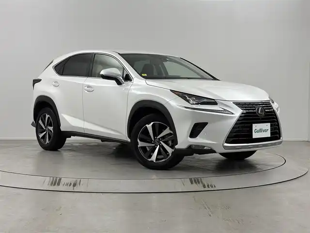 レクサス ＮＸ 300 Iパッケージ 埼玉県 2020(令2)年 2.7万km ソニッククォーツ 純正ナビ　(BT/SD/DVD/FM/AM）/地デジフルセグ/ETC2.0車載器/黒レザーシート　/前席シートヒーター　/ステアリングヒーター　/ＬＥＤヘッドライト　/オートライト　/オートハイビーム　/電動リアゲート　/衝突軽減　/ＡＣＣ　/前後コーナーセンサー/ブレーキホールド/電動パーキングブレーキ/サイド・カーテンエアバック/スペアキー有