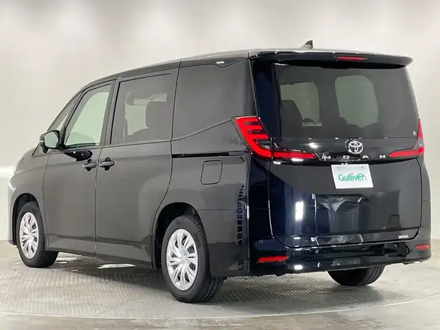 トヨタ ノア X 栃木県 2022(令4)年 3.6万km アティチュードブラックマイカ 純正ディスプレイオーディオ/（Bluetooth/Miracast）/トヨタセーフティセンス/・レーンディパーチャーアラート/・プリクラッシュセーフティー/・プロアクティブドライビングアシスト/・クリアランスソナー/・パーキングサポートブレーキ/・ロードサインアシスト/・レーダークルーズコントロール/・オートマチックハイビーム/ステアリングリモコン/両側スライドドア/LEDヘッドライト/オートヘッドライト/ヘッドライトレベライザー/電動パーキングブレーキ/オートホールドブレーキ/リアロールサンシェイド/スペアキー1本/オートリトラーミラー