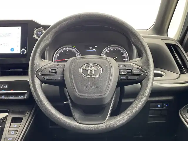 トヨタ ノア X 栃木県 2022(令4)年 3.6万km アティチュードブラックマイカ 純正ディスプレイオーディオ/（Bluetooth/Miracast）/トヨタセーフティセンス/・レーンディパーチャーアラート/・プリクラッシュセーフティー/・プロアクティブドライビングアシスト/・クリアランスソナー/・パーキングサポートブレーキ/・ロードサインアシスト/・レーダークルーズコントロール/・オートマチックハイビーム/ステアリングリモコン/両側スライドドア/LEDヘッドライト/オートヘッドライト/ヘッドライトレベライザー/電動パーキングブレーキ/オートホールドブレーキ/リアロールサンシェイド/スペアキー1本/オートリトラーミラー