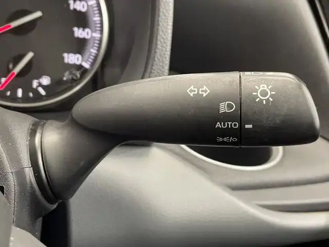 トヨタ ノア X 栃木県 2022(令4)年 3.6万km アティチュードブラックマイカ 純正ディスプレイオーディオ/（Bluetooth/Miracast）/トヨタセーフティセンス/・レーンディパーチャーアラート/・プリクラッシュセーフティー/・プロアクティブドライビングアシスト/・クリアランスソナー/・パーキングサポートブレーキ/・ロードサインアシスト/・レーダークルーズコントロール/・オートマチックハイビーム/ステアリングリモコン/両側スライドドア/LEDヘッドライト/オートヘッドライト/ヘッドライトレベライザー/電動パーキングブレーキ/オートホールドブレーキ/リアロールサンシェイド/スペアキー1本/オートリトラーミラー