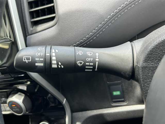 日産 セレナ ハイウェイスター V 鹿児島県 2020(令2)年 5.4万km ブリリアントホワイトパール 2トーン 純正ディーラーナビ/・フルセグ/CD/DVD/Bluetooth/プロパイロット/パーキングアシスト/全周囲カメラ/前方ドライブレコーダー/ETC/両側パワースライドドア/革巻きステアリング/オートライト/スマートキー/・プッシュスタート/LEDヘッドライト/純正アルミホイール/純正フロアマット