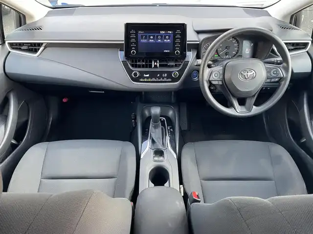 トヨタ カローラツーリング ハイブリッド G－X 埼玉県 2020(令2)年 14.7万km スーパーホワイトⅡ (株)IDOMが運営する【じしゃロン川越店】の自社ローン専用車両になります。/こちらは現金またはオートローンご利用時の価格です。/自社ローンご希望の方は別途その旨お申付け下さい/トヨタセーフティセンス　/純正ディスプレイオーディオ/（AM/FM/BT)/車線逸脱防止装置　/オートハイビーム　/ウインカミラー　/純正フロアマット　/ＥＴＣ　/クルーズコントロール　/前方アラート　/スマートキー　/ＬＥＤヘッドライト