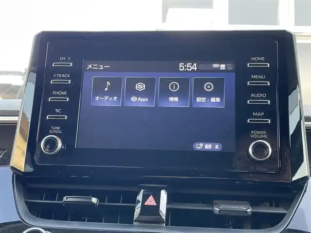 トヨタ カローラツーリング ハイブリッド G－X 埼玉県 2020(令2)年 14.7万km スーパーホワイトⅡ (株)IDOMが運営する【じしゃロン川越店】の自社ローン専用車両になります。/こちらは現金またはオートローンご利用時の価格です。/自社ローンご希望の方は別途その旨お申付け下さい/トヨタセーフティセンス　/純正ディスプレイオーディオ/（AM/FM/BT)/車線逸脱防止装置　/オートハイビーム　/ウインカミラー　/純正フロアマット　/ＥＴＣ　/クルーズコントロール　/前方アラート　/スマートキー　/ＬＥＤヘッドライト