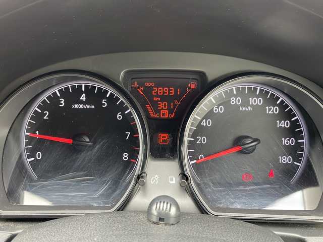 日産 ノート X 山形県 2018(平30)年 2.9万km ガーネットレッド 禁煙車/エマージェンシーブレーキ/レーンディパーチャーウォーニング/インテリジェントルームミラー/アラウンドビューモニター/純正ナビ(CD.DVD.BT.AUX)/フルセグ/ETC/ドライブレコーダー/ヘッドライトレベライザー/アイドリングストップ/横滑り防止/プッシュスタート/スマートキー