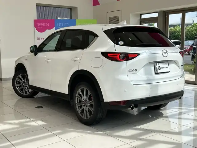 マツダ ＣＸ－５ XD 100周年特別記念車 埼玉県 2021(令3)年 4.6万km スノーフレイクホワイトパールマイカ i-ACTIVSENSE/メーカーナビ/ BT/フルセグ/USB/全方位カメラ/前後コーナーセンサー/革シート/シートヒーター/エアシート/パワーシート/パワーバックドア/純正19インチアルミホイール/LEDヘッドライト/BOSEサウンドシステム/ステアリングヒーター/オートブレーキホールド/ETC/スマートキー×2/禁煙車