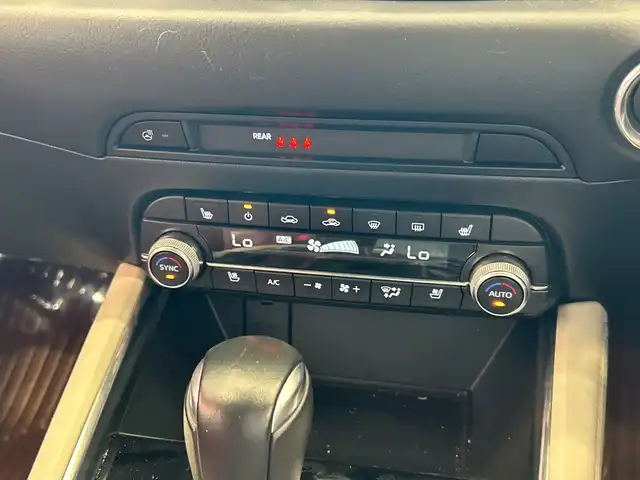 マツダ ＣＸ－５ XD 100周年特別記念車 埼玉県 2021(令3)年 4.6万km スノーフレイクホワイトパールマイカ i-ACTIVSENSE/メーカーナビ/ BT/フルセグ/USB/全方位カメラ/前後コーナーセンサー/革シート/シートヒーター/エアシート/パワーシート/パワーバックドア/純正19インチアルミホイール/LEDヘッドライト/BOSEサウンドシステム/ステアリングヒーター/オートブレーキホールド/ETC/スマートキー×2/禁煙車