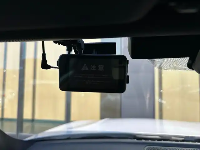 ＢＭＷ ３２０ｄ 石川県 2020(令2)年 6万km 白 4WD/衝突軽減ブレーキ/ハイライン/コンフォートＰＫＧ/純正メモリナビ/バック/フロント/サイド/全周囲カメラ/Bluetooth/アダプティブクルーズコントロール/電動格納ミラー/ブラインドスポットモニター/クリアランスソナー/レーンキープアシスト/電動トランク/アンビエントライト/オートライト/オートマチックハイビーム/ＬＥＤライト/茶革シート/パワーシート/メモリーシート/シートヒーター/ETC/ワイヤレスチャージャー/パドルシフト