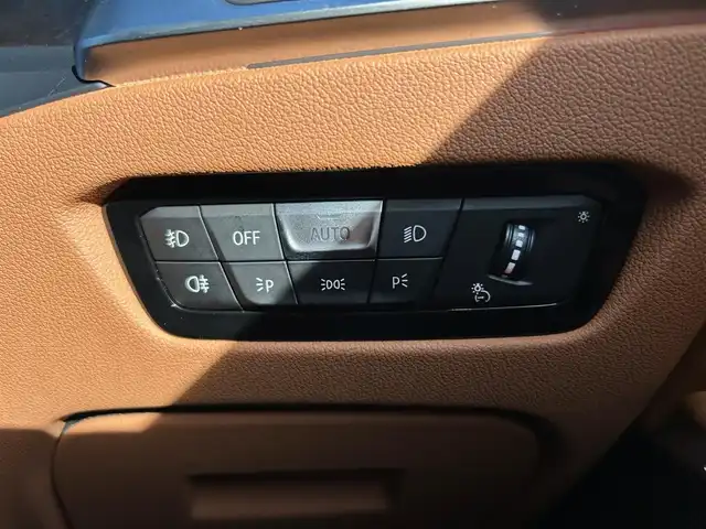ＢＭＷ ３２０ｄ 石川県 2020(令2)年 6万km 白 4WD/衝突軽減ブレーキ/ハイライン/コンフォートＰＫＧ/純正メモリナビ/バック/フロント/サイド/全周囲カメラ/Bluetooth/アダプティブクルーズコントロール/電動格納ミラー/ブラインドスポットモニター/クリアランスソナー/レーンキープアシスト/電動トランク/アンビエントライト/オートライト/オートマチックハイビーム/ＬＥＤライト/茶革シート/パワーシート/メモリーシート/シートヒーター/ETC/ワイヤレスチャージャー/パドルシフト