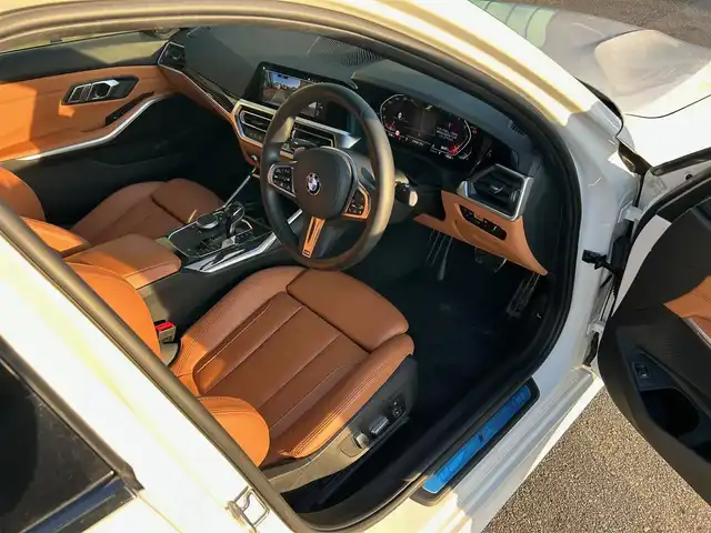 ＢＭＷ ３２０ｄ 石川県 2020(令2)年 6万km 白 4WD/衝突軽減ブレーキ/ハイライン/コンフォートＰＫＧ/純正メモリナビ/バック/フロント/サイド/全周囲カメラ/Bluetooth/アダプティブクルーズコントロール/電動格納ミラー/ブラインドスポットモニター/クリアランスソナー/レーンキープアシスト/電動トランク/アンビエントライト/オートライト/オートマチックハイビーム/ＬＥＤライト/茶革シート/パワーシート/メモリーシート/シートヒーター/ETC/ワイヤレスチャージャー/パドルシフト