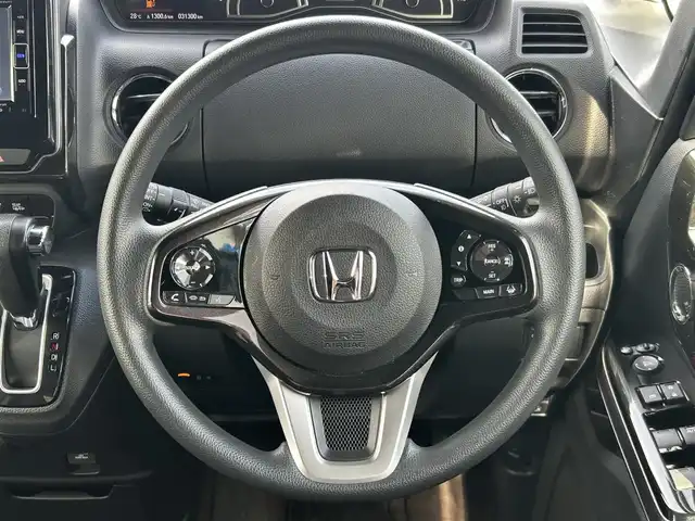 ホンダ Ｎ ＢＯＸ G L ホンダセンシング 福島県 2019(令1)年 3.2万km プレミアムベルベットパープル・パール ホンダセンシング/衝突軽減ブレーキ〈CMBS〉/誤発進抑制機能/後方誤発進抑制機能/歩行者事故低減ステアリング/路外逸脱抑制機能/アダプティブクルーズコントロール〈ACC〉/車線維持支援システム〈LKAS〉/オートハイビーム/先行車発進お知らせ機能/標識認識機能/純正ナビゲーション/型番：VXM-184VFi/【CD/DVD/SD/USB/BT/TV】/バックカメラ/ドライブレコーダー/ビルトインETC/片側電動スライドドア/前席シートヒーター/リアドアロールサンシェード/LEDオートライト/LEDフォグランプ/純正フロアマット/ドアバイザー