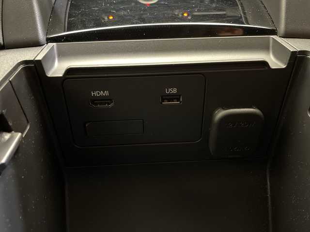 マツダ マツダ３ファストバック 15S ツーリング 愛媛県 2020(令2)年 3.4万km スノーフレイクホワイトパールマイカ 純正ナビ/Bluetooth/フルセグ/USB/全周囲カメラ/レーダークルーズコントロール/衝突被害軽減ブレーキ/レーンキープアシスト/前後コーナーセンサー/ブラインドスポットモニター/LEDヘッドライト/オートマチックハイビーム/オートライト/ETC/プッシュスタート/スペアキー/取扱説明書